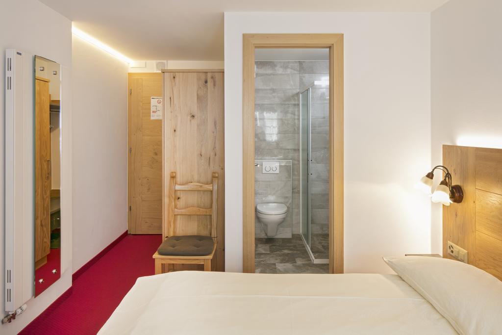 Annex Antika Hotel Zermatt Bagian luar foto