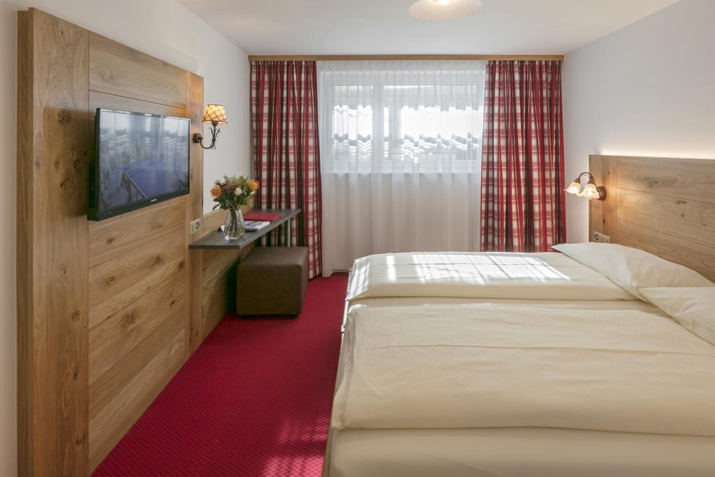 Annex Antika Hotel Zermatt Bagian luar foto