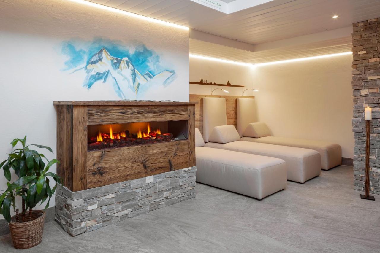 Annex Antika Hotel Zermatt Bagian luar foto