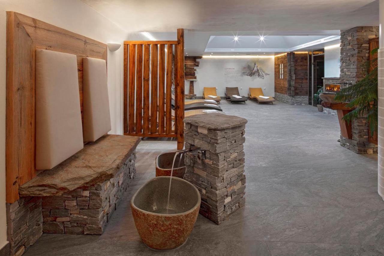 Annex Antika Hotel Zermatt Bagian luar foto